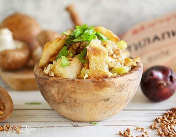 Подать с зеленью.