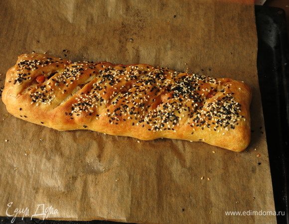 Выпекаем при 180°С до готовности, 40–45 минут. Последние 10 минут — конвекция для корочки. Приятного!