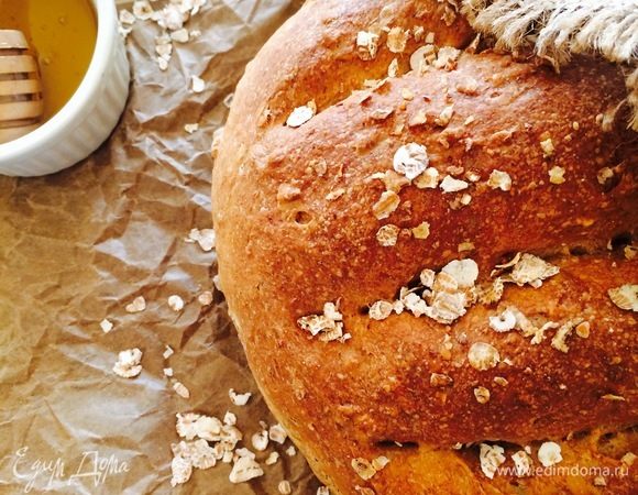 Готовый хлеб полностью остудить на решетке.