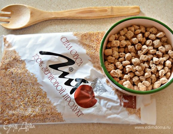 Для приготовления итальянского батона нам понадобятся овсяные отруби. Я использовала отруби ТМ «Лито», которые  прекрасно подошли для выпечки этого хлебушка.