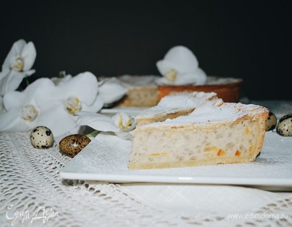 Посыпаем сверху сахарной пудрой.Сытная и очень вкусная пастьера готова.