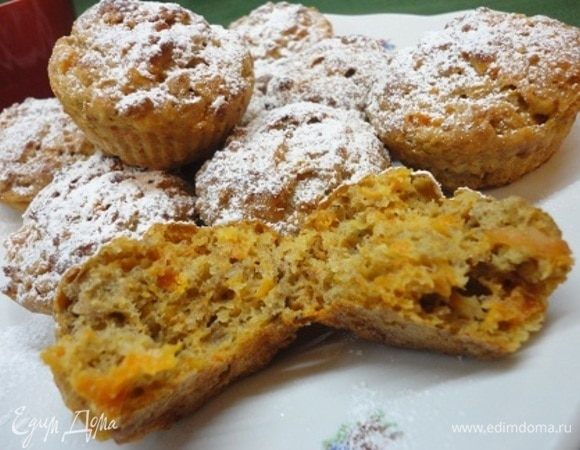 По желанию присыпаем сахарной пудрой. Вот такие они воздушненькие - воздушненькие! Так и тают во рту!