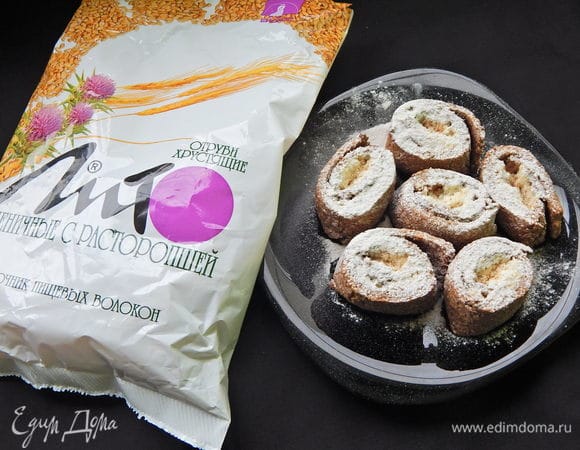 Готовые булочки посыпать сахарной пудрой и подавать к чаю. Приятного чаепития!