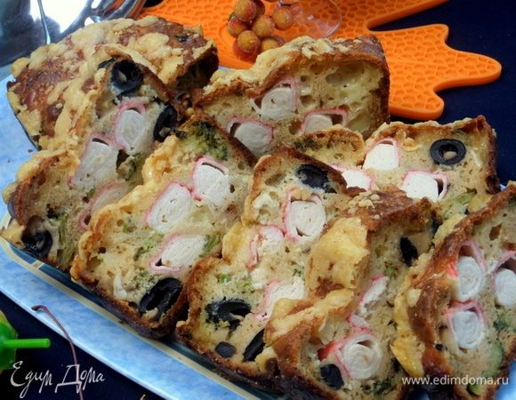 Нарезается лучше остывший. Вот такой разрез получается.