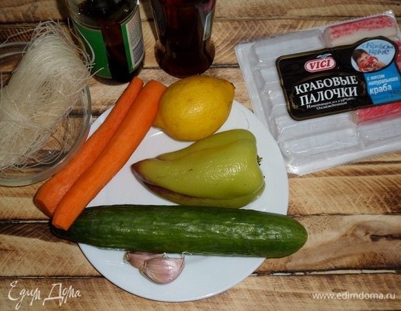 Подготавливаем продукты.