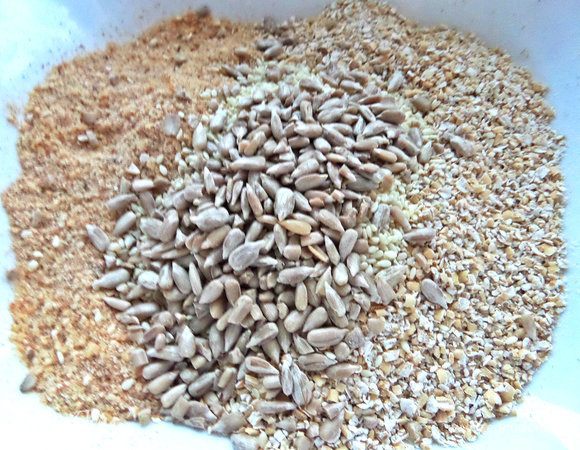 Семечек столько же.