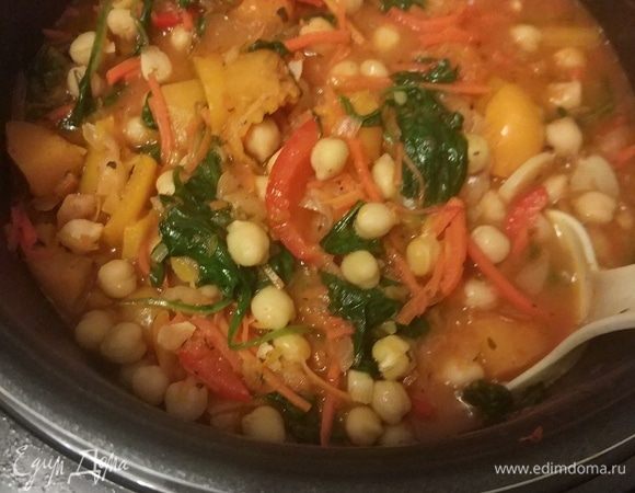 В конце обязательно добавляем винный уксус (мне чайных ложек показалось маловато, я добавила две столовых).