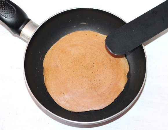 Выпекать до румяной корочки.