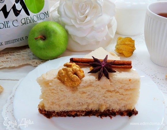 Затем достаем наш тортик, нарезаем на кусочки и наслаждаемся вкуснейшим и полезнейшим десертом. 