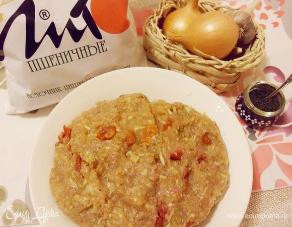 Тщательно перемешать все ингредиенты. Посолить, по желанию, можно добавить любимые специи.