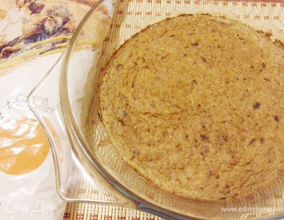 Через указанное время пирог готов.