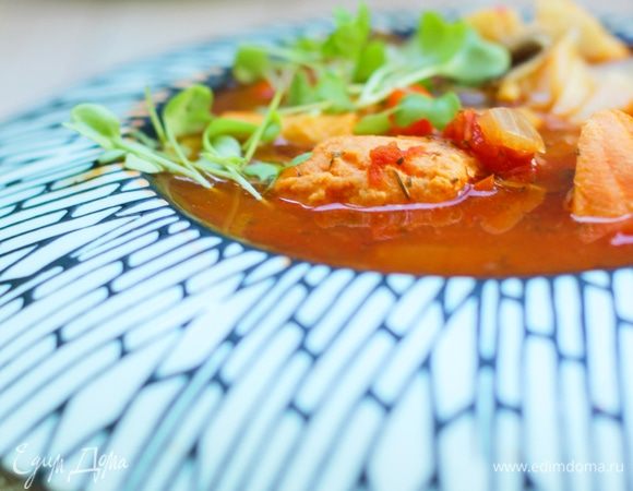 Снова приправить суп, если это необходимо, и добавить рыбу. Аккуратно все перемешать и готовить на среднем огне 2–3 минуты. Посыпать пармезаном и подавать! *по мотивам рецепта из Journal de Montréal 2013