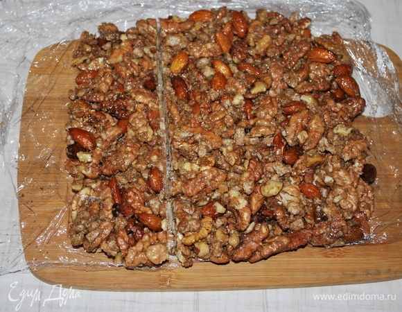 Нарезаем батончики.