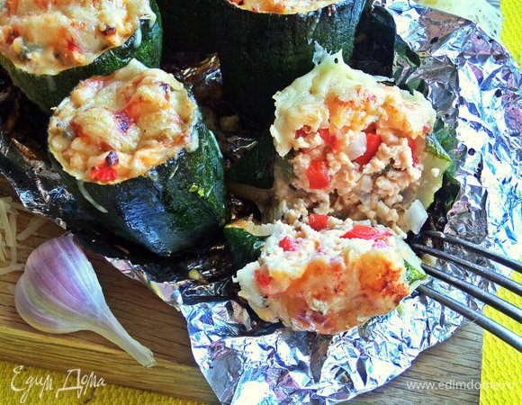 А теперь посмотрим, что внутри.