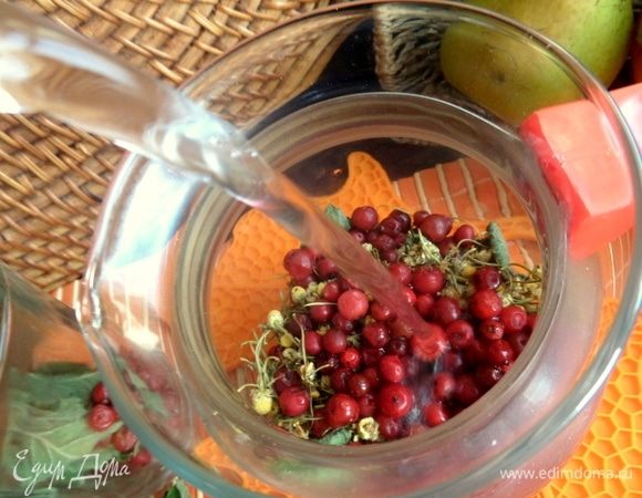 Залить кипятком.