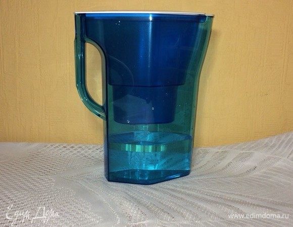 Воду используем, пропущенную через фильтр Brita.