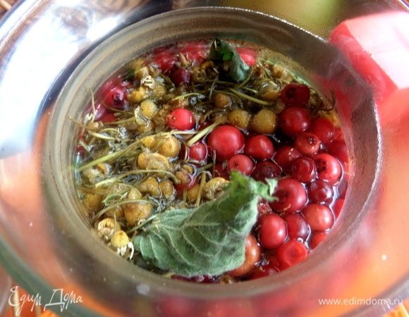 Закрыть крышкой, дать настояться.