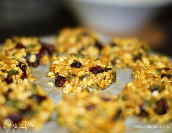 Ставим в аэрогриль или в духовку, температура 180°С.