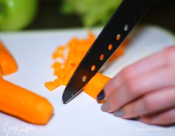 Следом идет морковь.