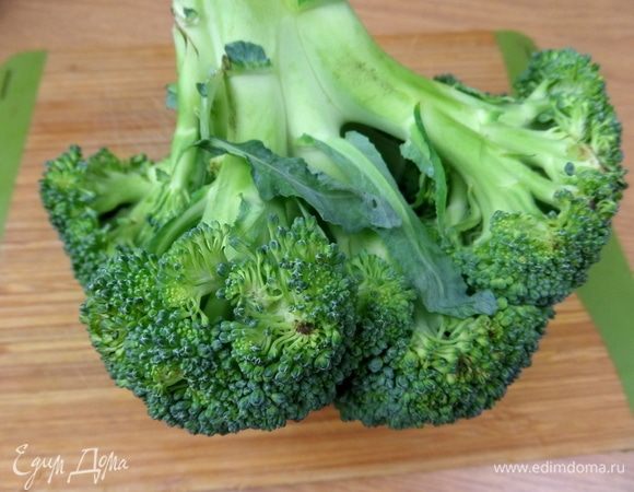 Пока курица жарилась, приступим к овощам.