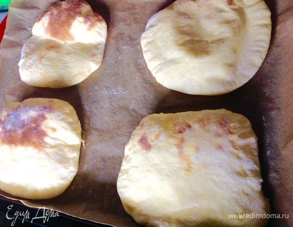 У нас сегодня был свой вариант ирландского завтрака, мы поверх лепешек намазывали паштет домашнего приготовления из куриной печени, тоже очень вкусно :)