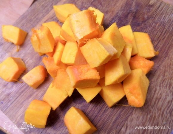 Нарезать на произвольные кубики.