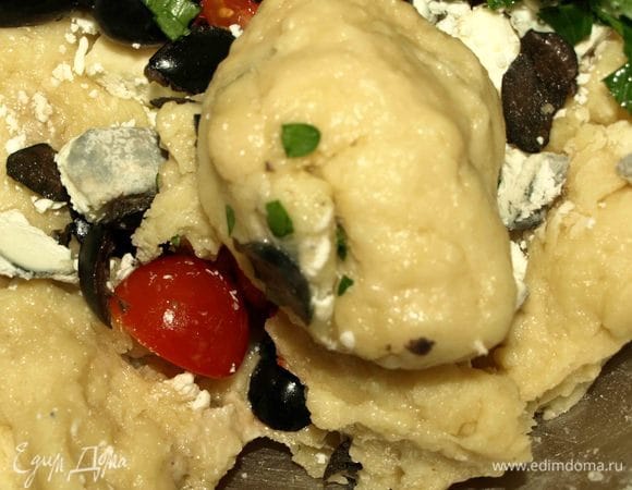 Должно получится мягкое, пластичное тесто. 