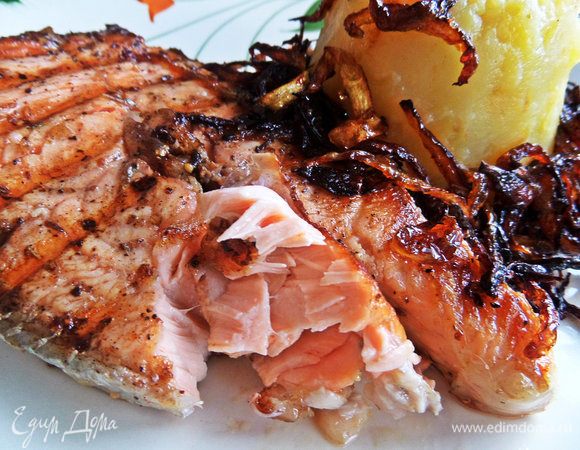 Что сказать про рыбку? Да вы и сами все знаете, как это вкусно! 