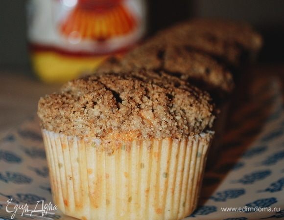 Манники очень нежные и вкусные, с хрустящей ароматной корочкой. Приятного аппетита!