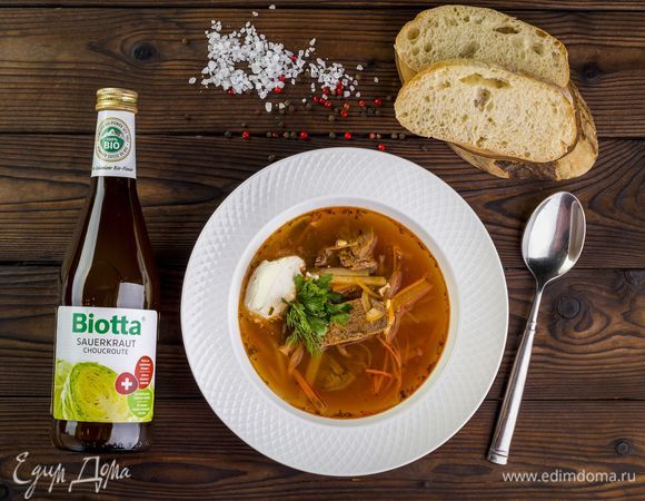 Подавайте со сметаной. Приятного аппетита!