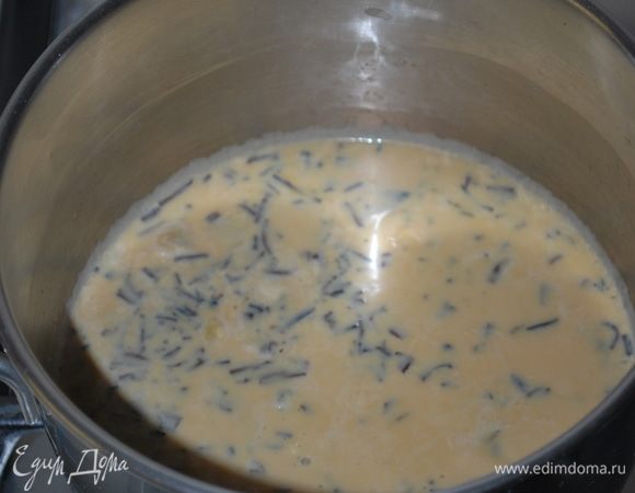 Прогреваем все вместе в течении 2–3 минут.