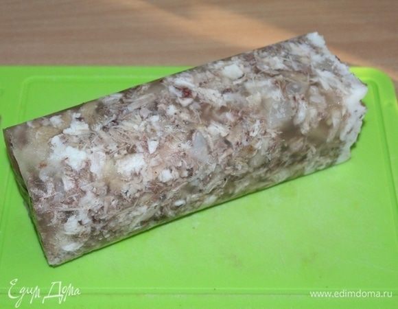 На следующий день аккуратно разрезать пакет и снять.