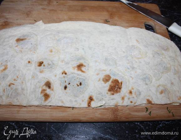 Сверху покрываем пластом. 