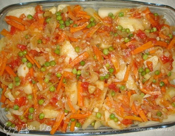 Слой тушеных овощей.