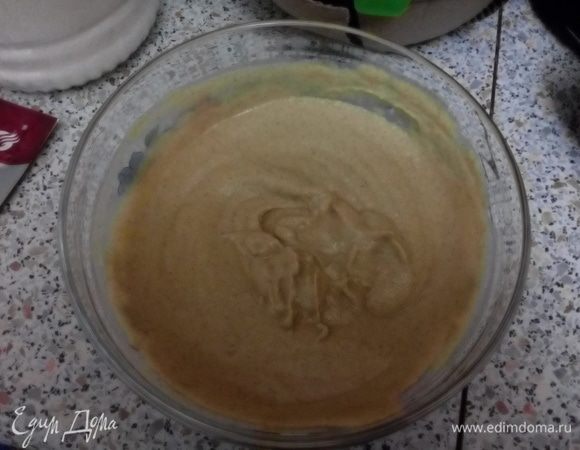 Порошок залить теплой водой и перемешать до однородной массы. Настоять ~1,5 часа.