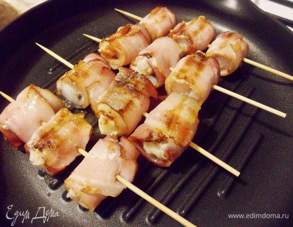 Обжаривать с каждой стороны по 5-7 минут.