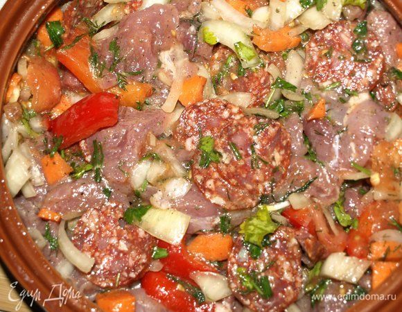 Выкладываем все в жаропрочную форму.