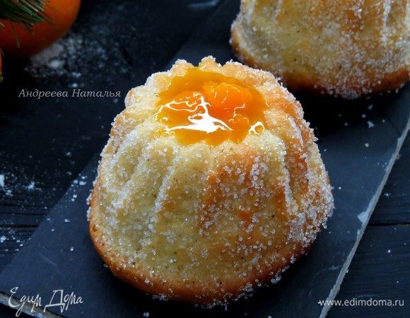 Компоте остудить, наполнить им куглоф и подать к рождественскому столу!