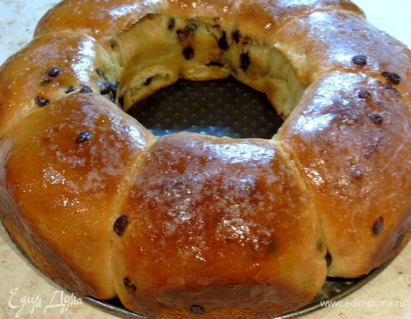 Выпекать при температуре 180°С до сухой спички, я сверху их смазала сладким сиропом.