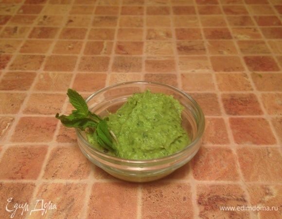 Перемалывать надо до тех пор, пока масса не достигнет нужной консистенции. 
