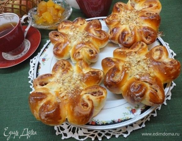 Выпекать 15–20 минут при температуре 180°С.