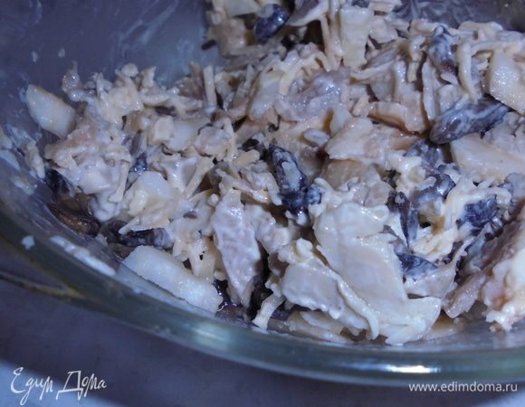 Все перемешать и заправить майонезом с лимонным соком ТМ «МахеевЪ».