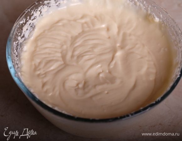 Окончательно хорошо взбить. Крем готов!