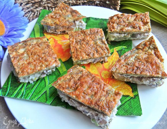 Прижать сверху подходящими по размеру.