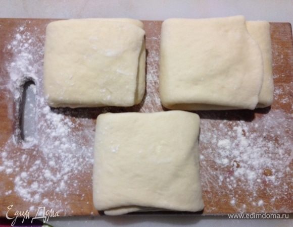 Вышла книжка, у нас должно выйти 3 таких книжки.