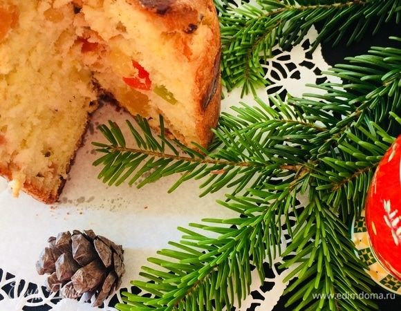 Готовый пирог достать из духовки и полностью остудить.