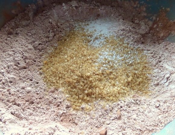 Коричневый сахар и ванильный.