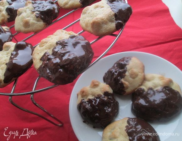 Укладываем на пергамент или решетку для подсыхания.