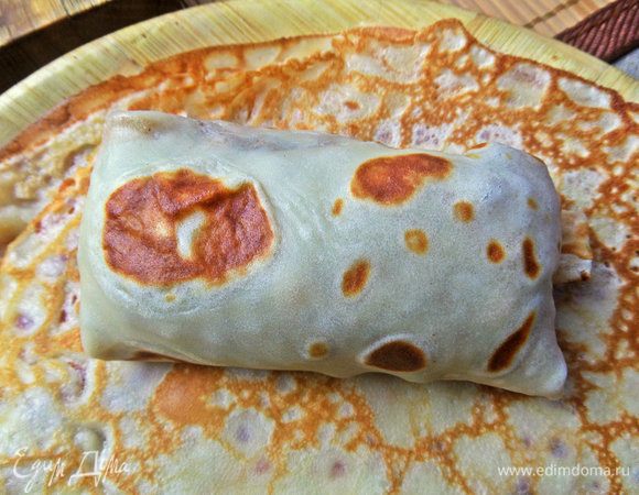 Свернуть коротким рулетом.