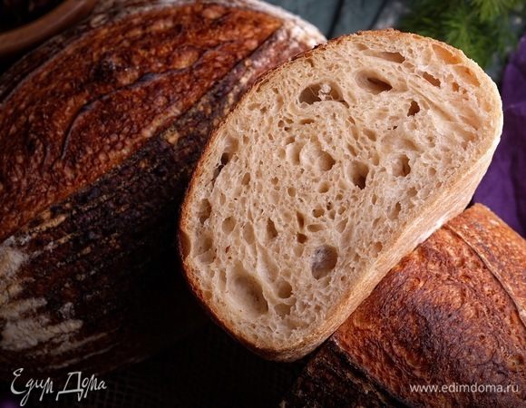 Остудить хлеб на решетке и подавать.